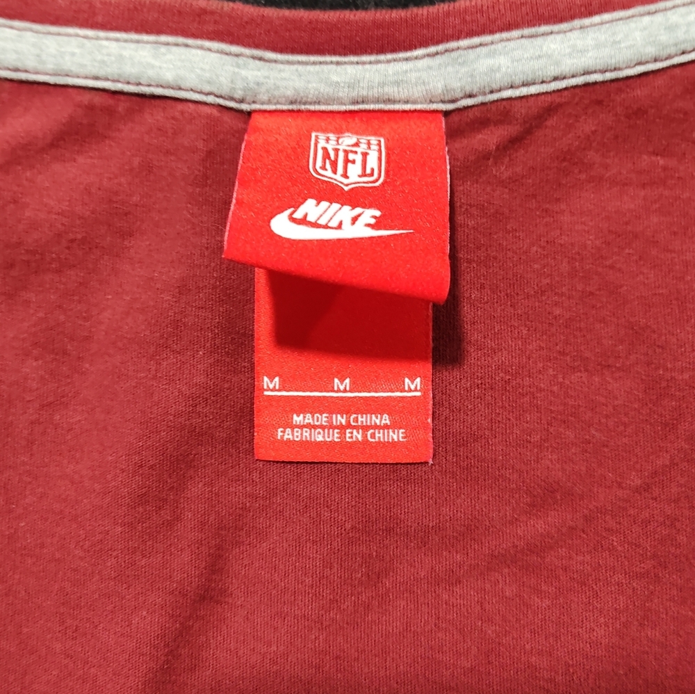 Washington Redskins Women's Medium V Neck Short Sleeve T-shirt, Nike Official - Picture 4 of 10